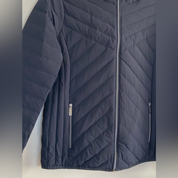 NEW Michael Kors Women’s Packable Down Fill Puffer Jacket Coat Dark Navy S, M. - Picture 2 of 8